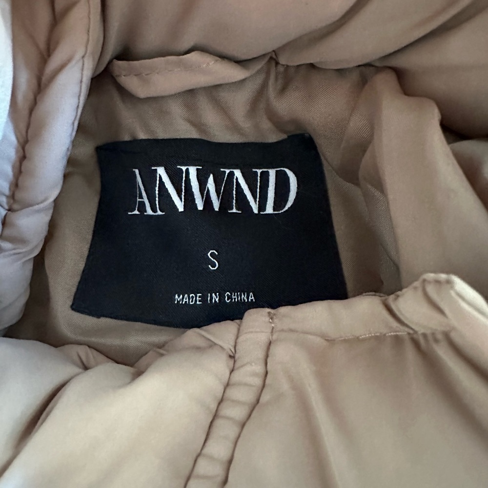 Women’s anwnd cropped jacket
